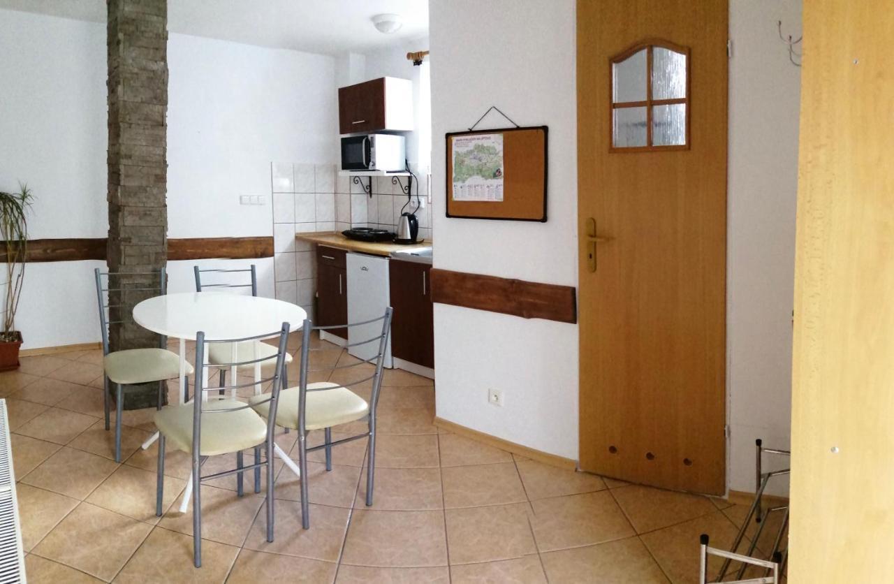 Vanessa Apartments Bešeňová Kültér fotó